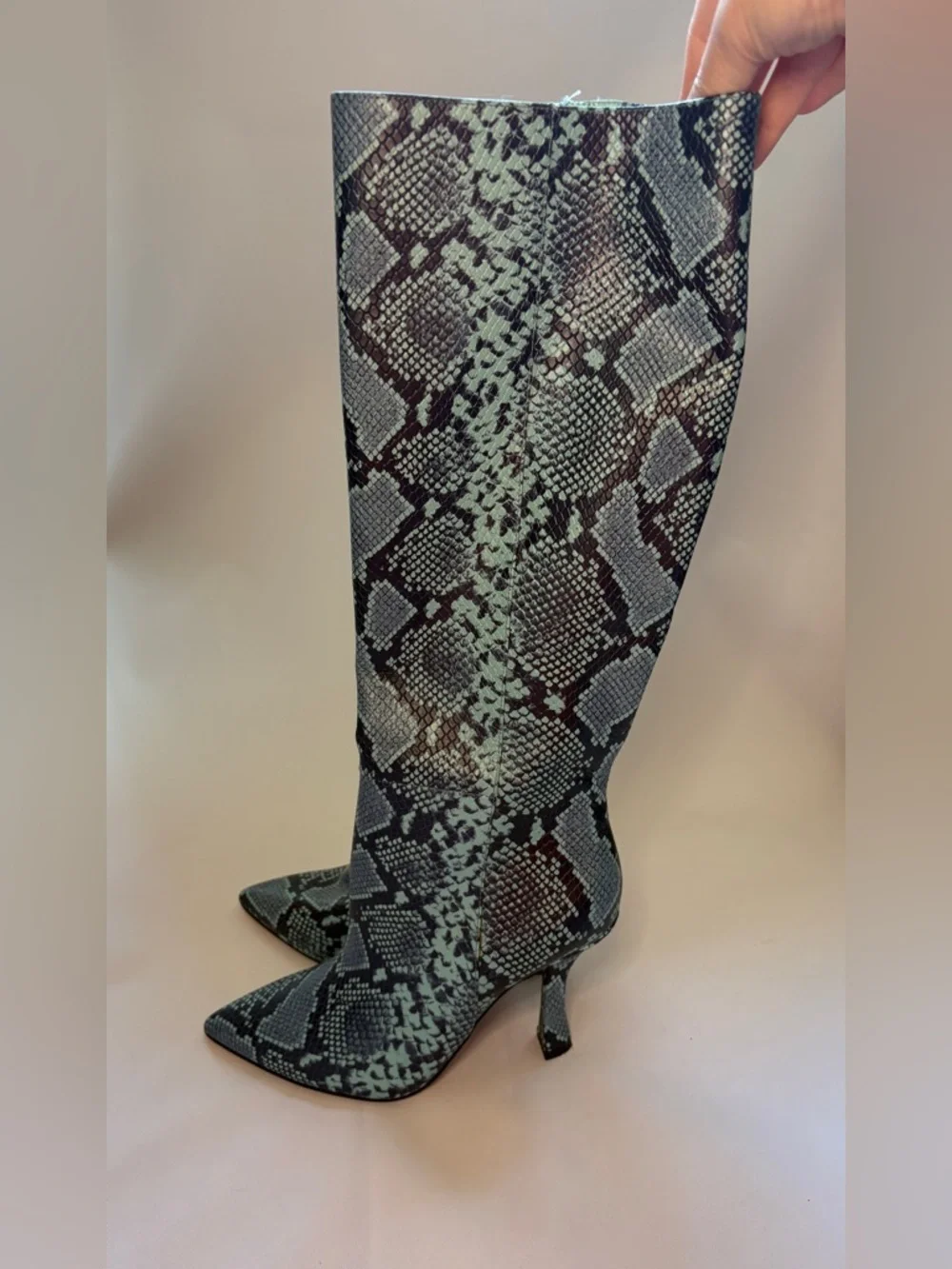 Gianni Bini Lennoxe Teal and Black Snake-Print Knee‎ Boots Size 7.5